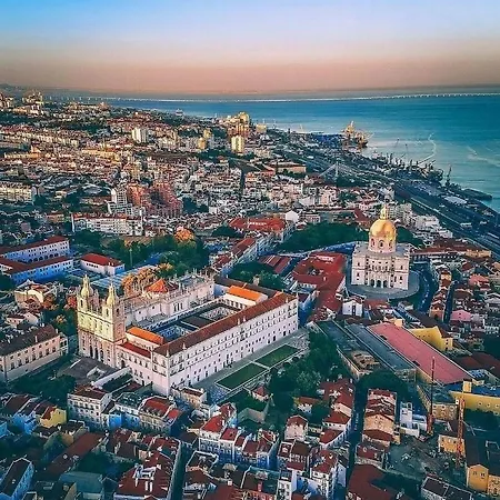 Mural House * Lisboa