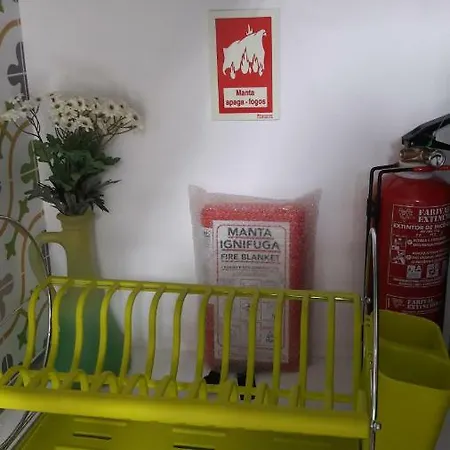 Apartament Mural House